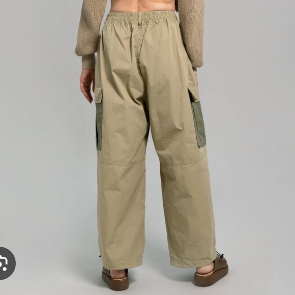 Frankie Shop Stu cargo pant (M/L) - Picture 2 of 14